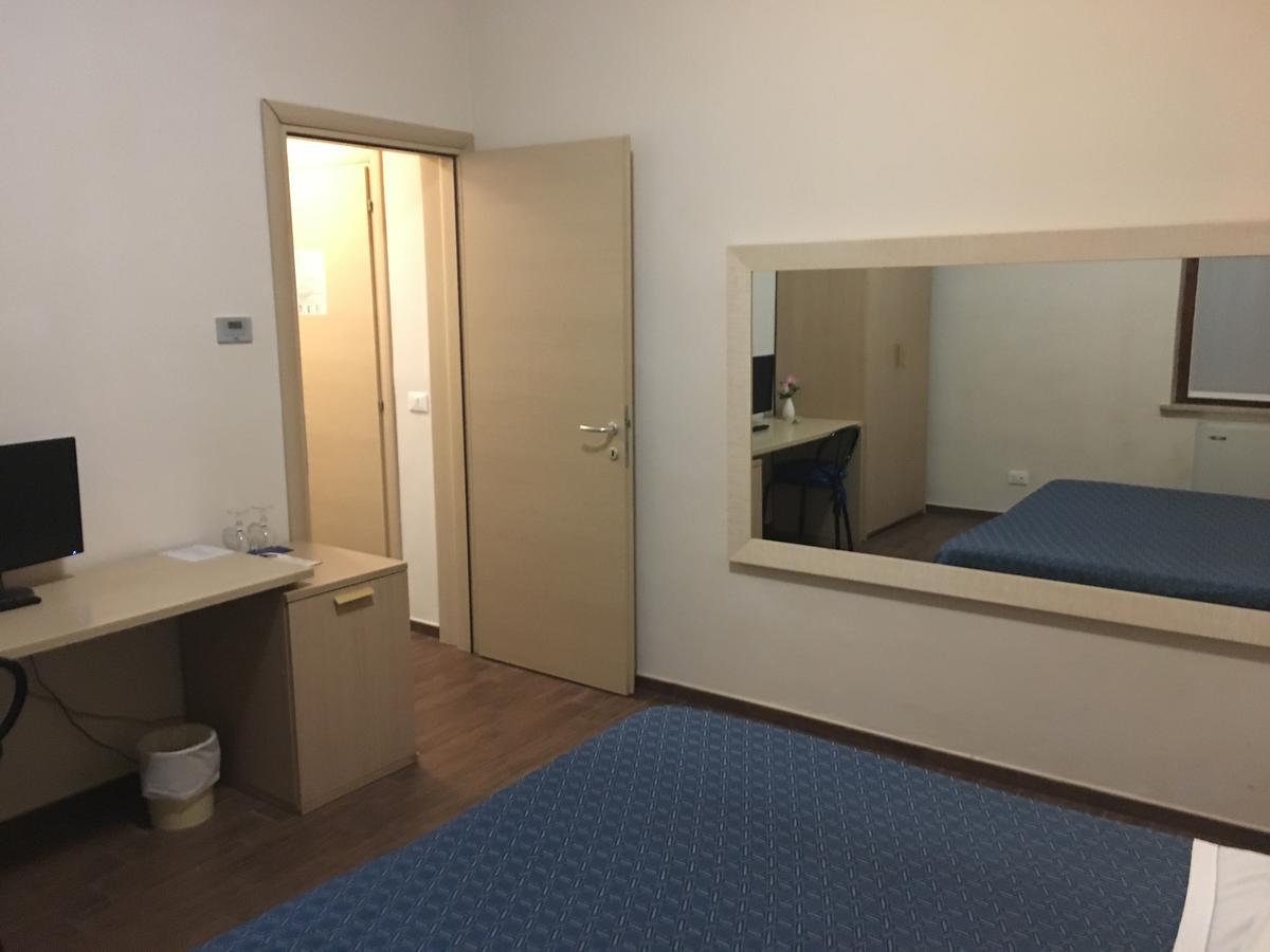Blue Hotel Суццара Екстер'єр фото