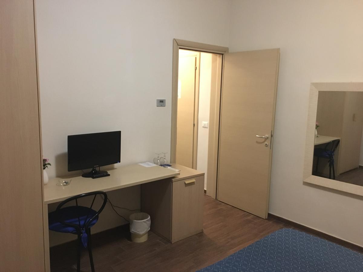 Blue Hotel Суццара Екстер'єр фото