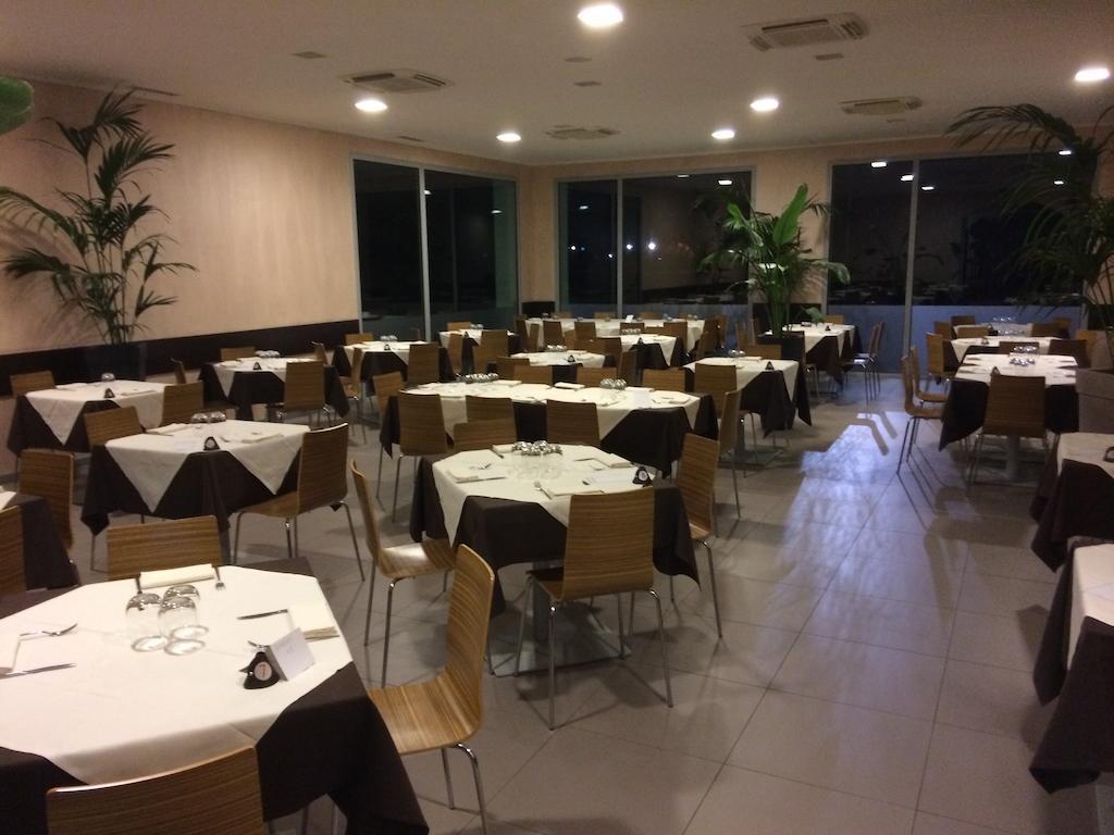 Blue Hotel Суццара Екстер'єр фото