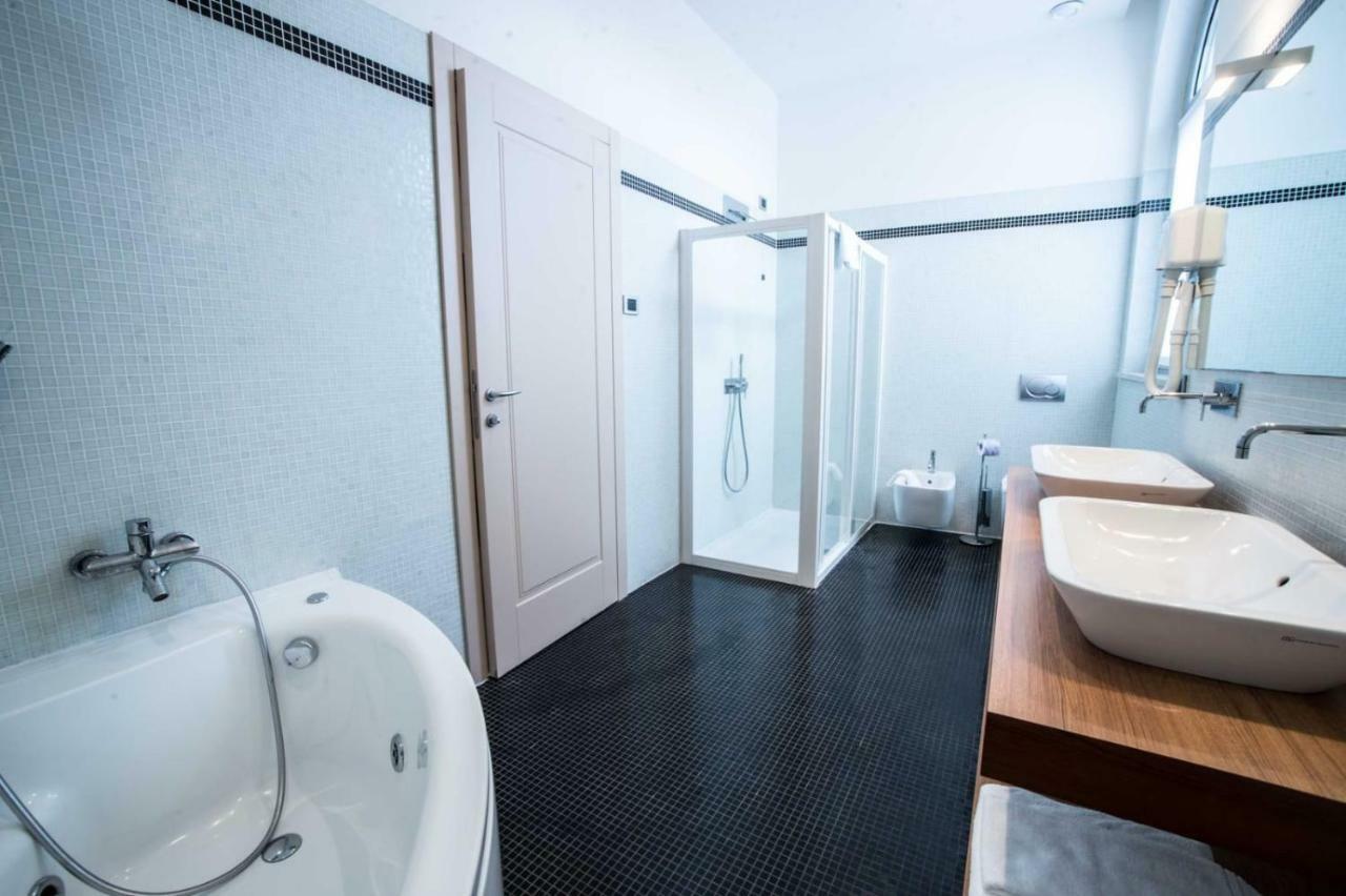 Blue Hotel Суццара Екстер'єр фото